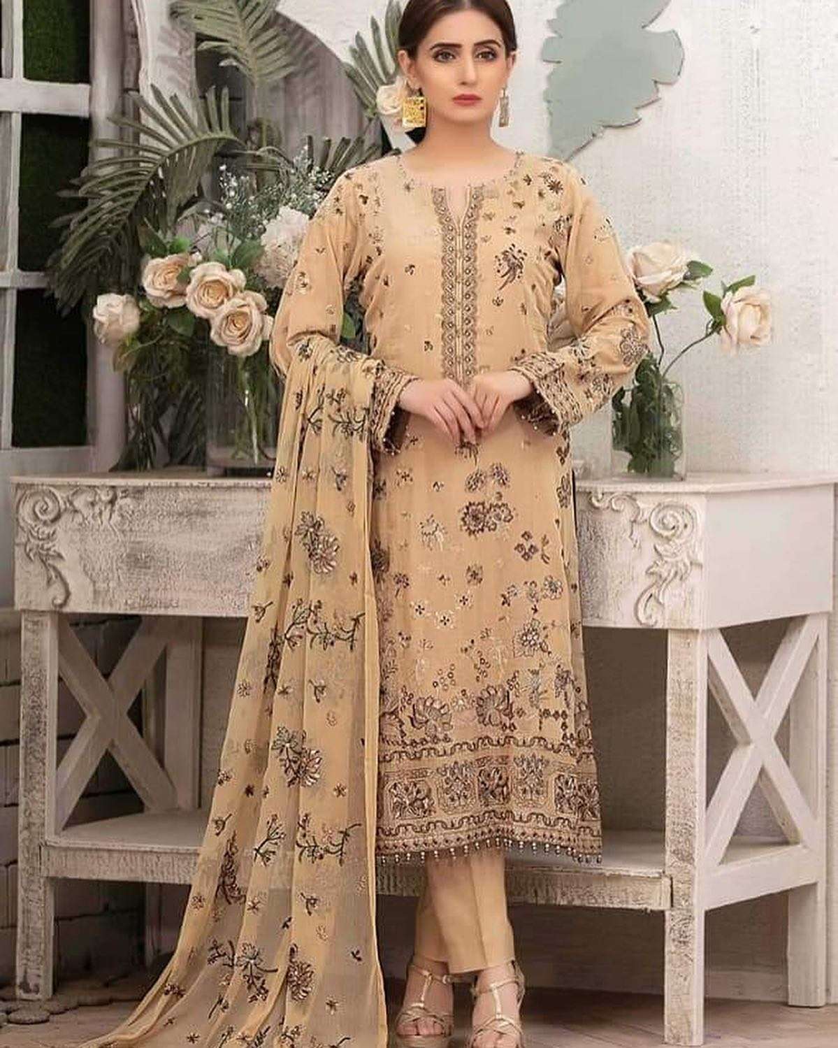 FASHION MURAL Swiss Lawn - 8819