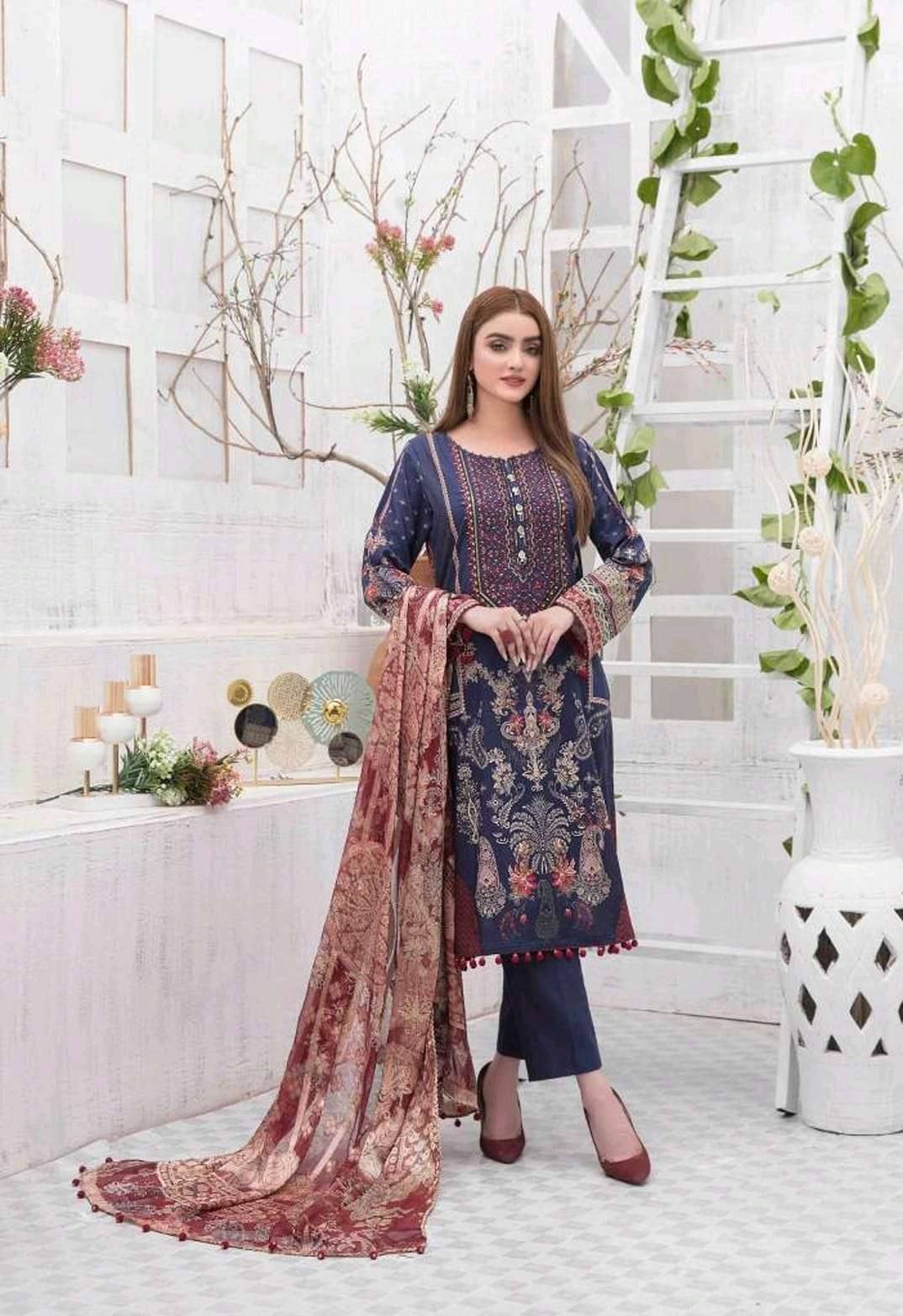 AMELIA BY TAWAKKAL 2022 - 01