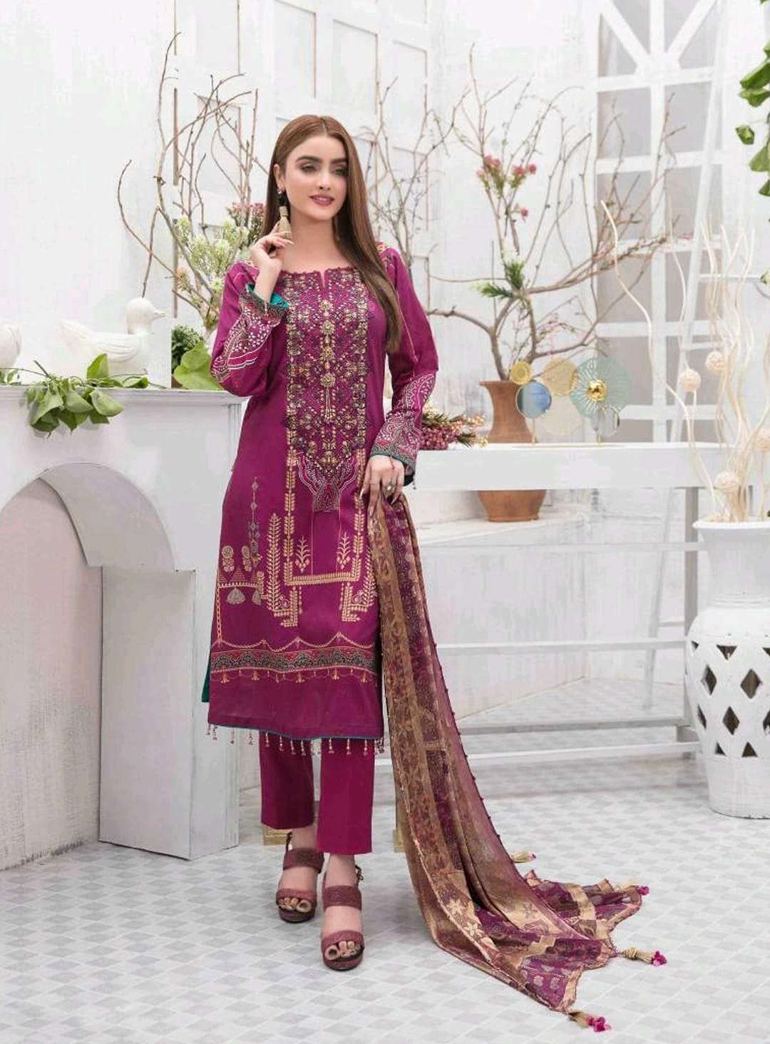 AMELIA BY TAWAKKAL 2022 -03