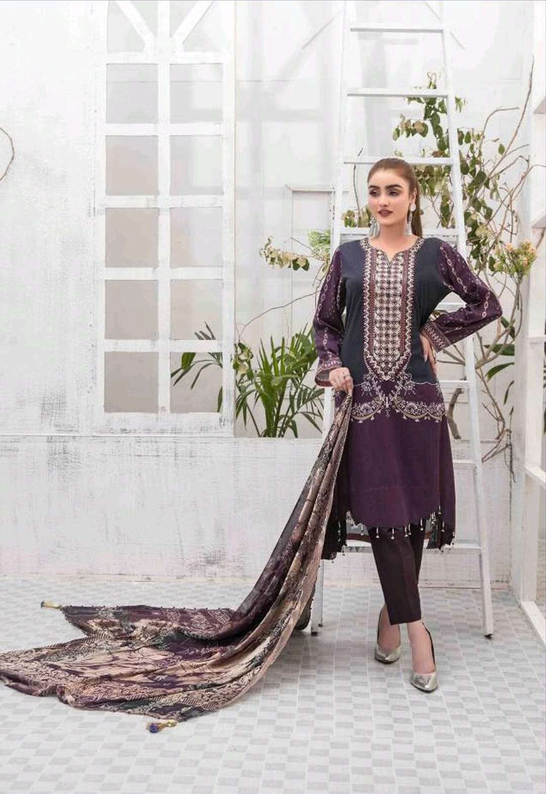 AMELIA BY TAWAKKAL 2022 -06