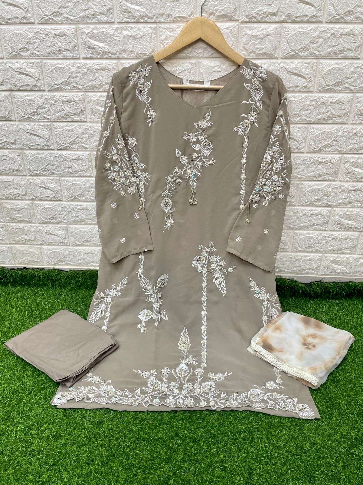  Laxuria Trendz  D. NO. 1227 - 02AB