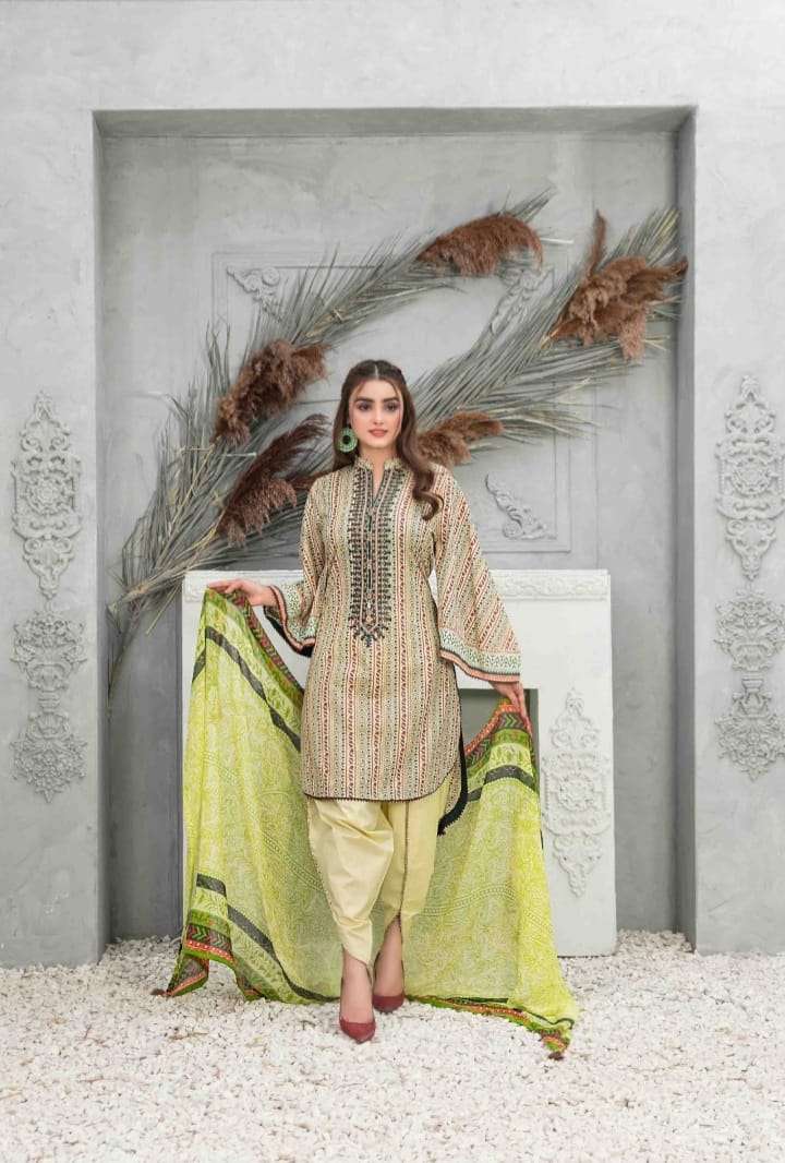  Devina By Amna Sohail - 04