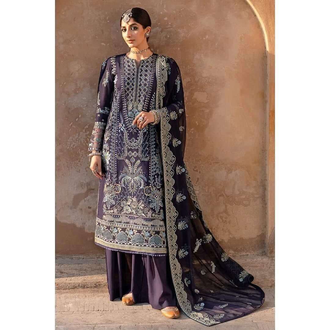 RAMSHA ANDAAZ Luxury Lawn Vol 5  - 05