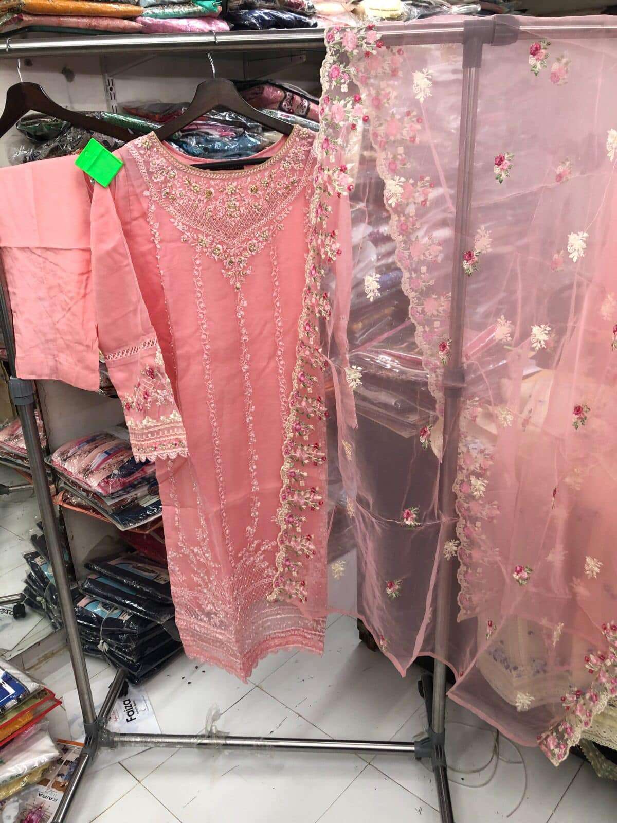 ZAROUHI Ready-to-Wear - 03A