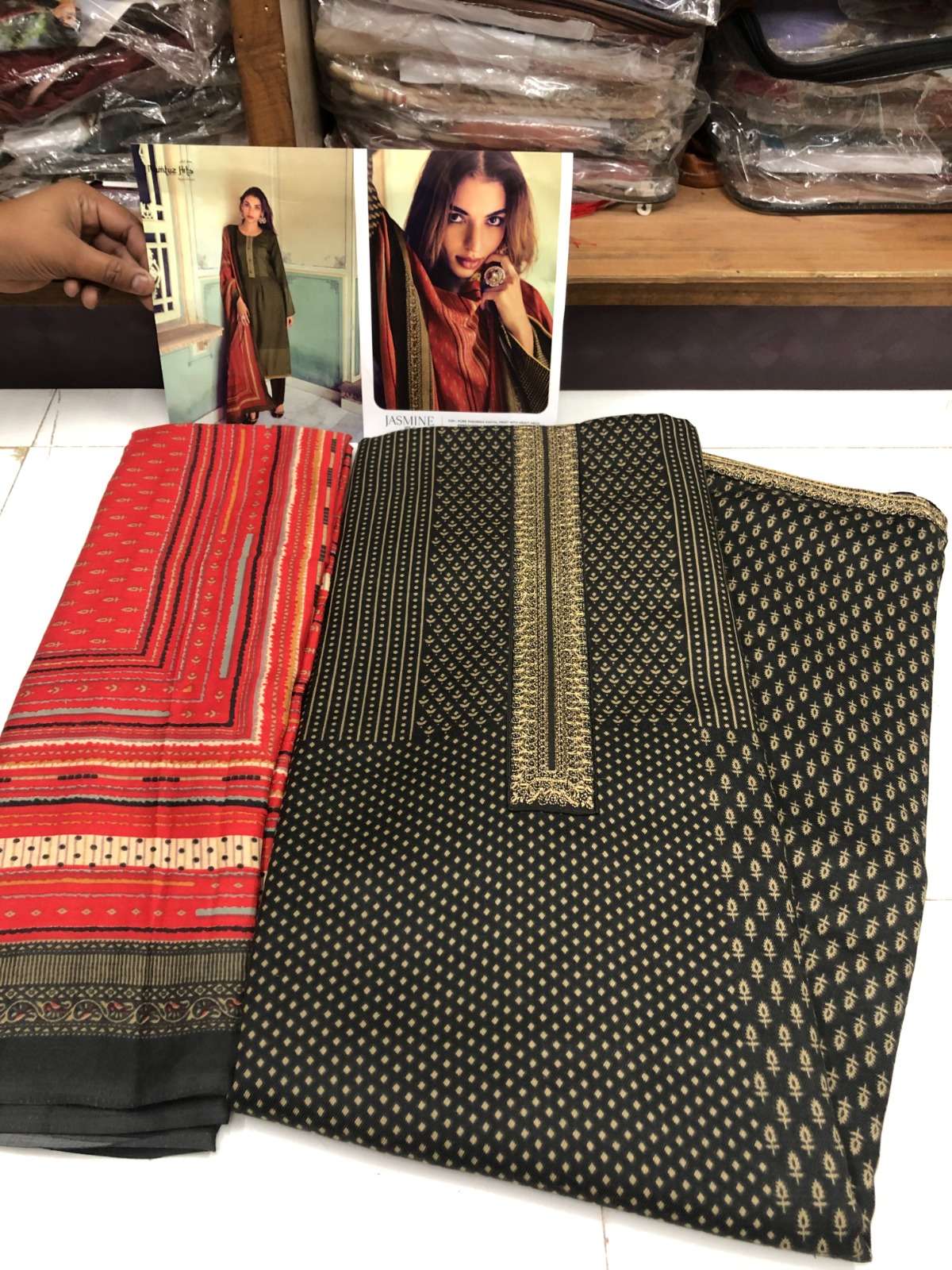 Jasmin Open Pic by Mumtaz Arts-01