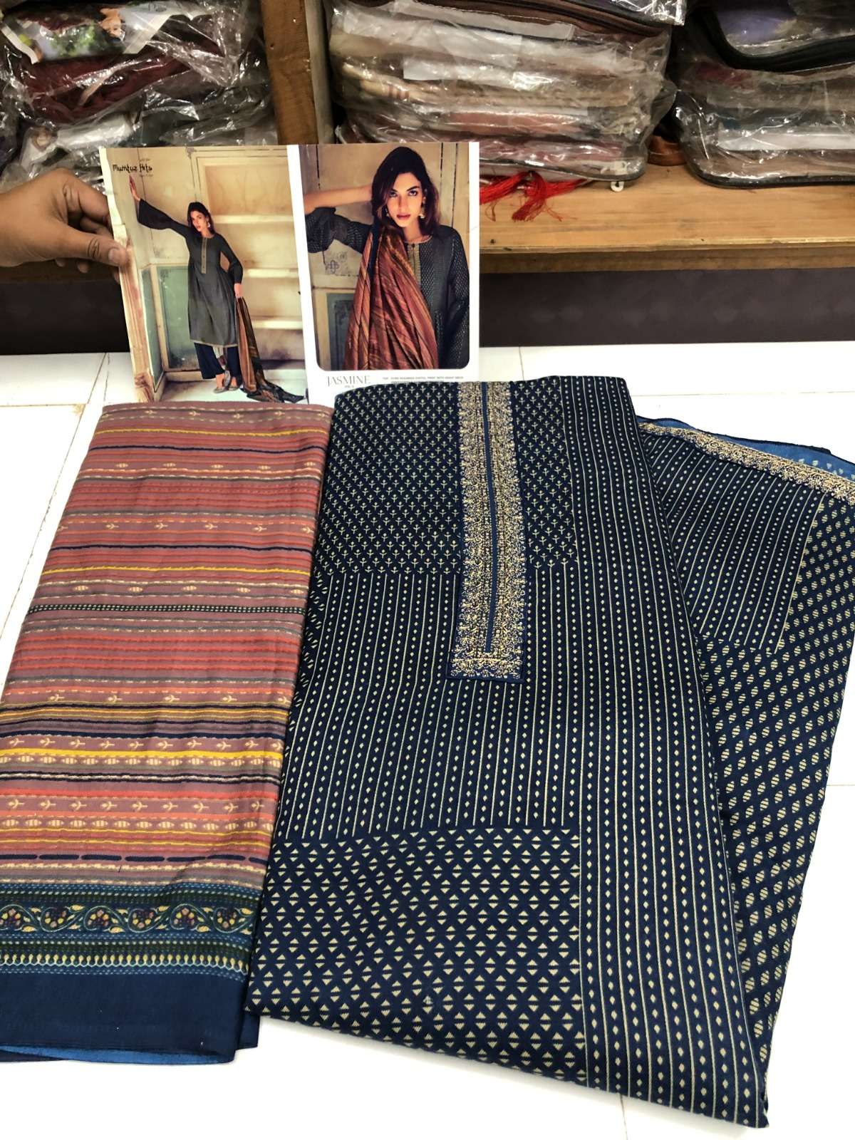 Jasmin Open Pic by Mumtaz Arts-05