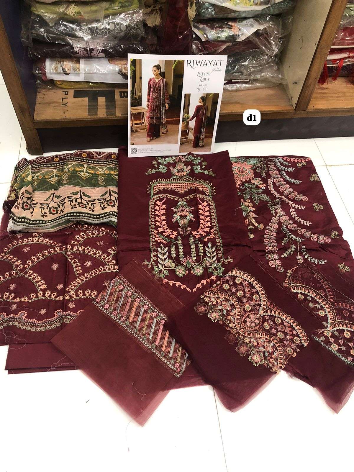 Riwayat Luxury Lawn Vol 8 Open Pic by Ramsha -01