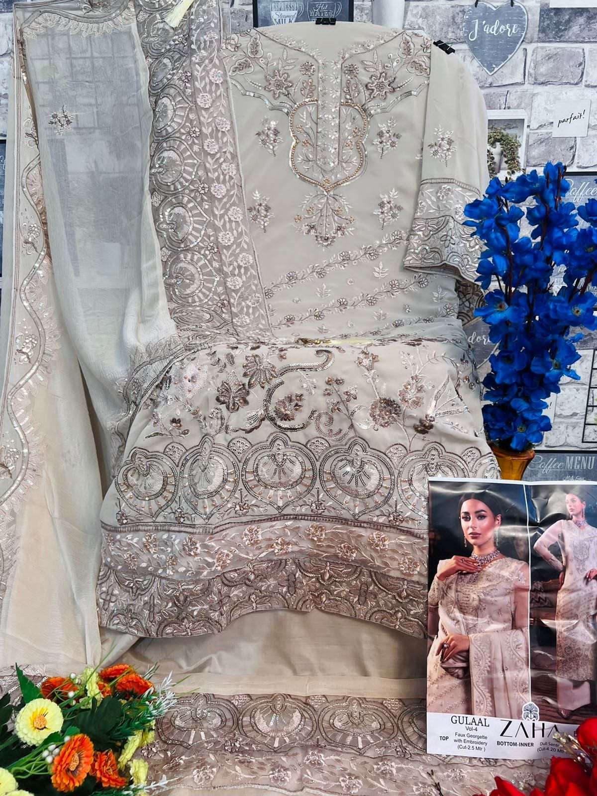 DNO-10244 GULAAL-VOL-4 by ZAHA -06