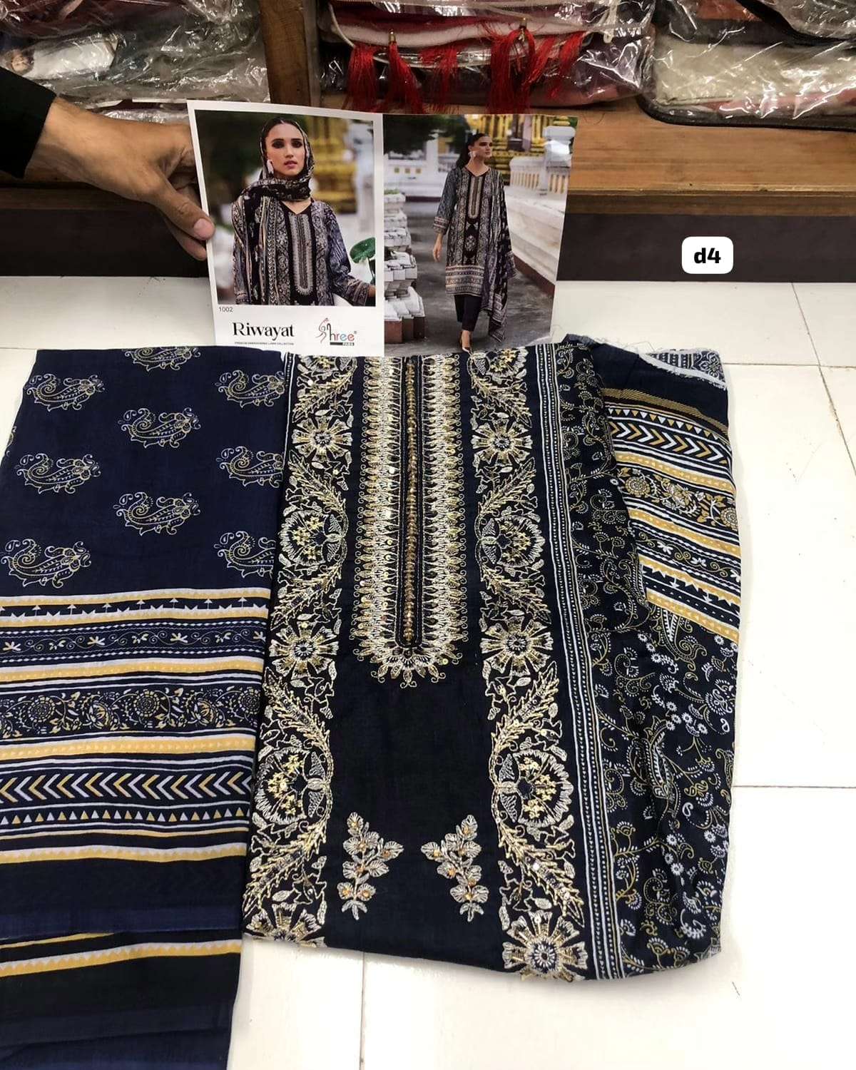 RIWAYAT PREMIUM EMBRODERED OPEN PIC BY SHREE-04