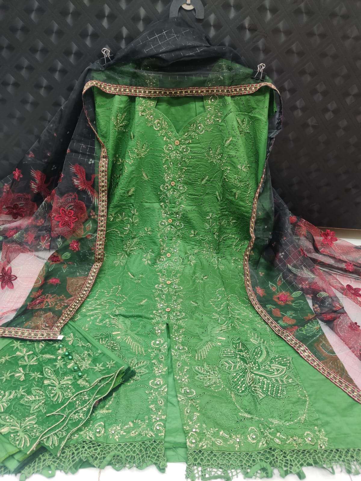 ZAREESH BY TAWAKKAL-01