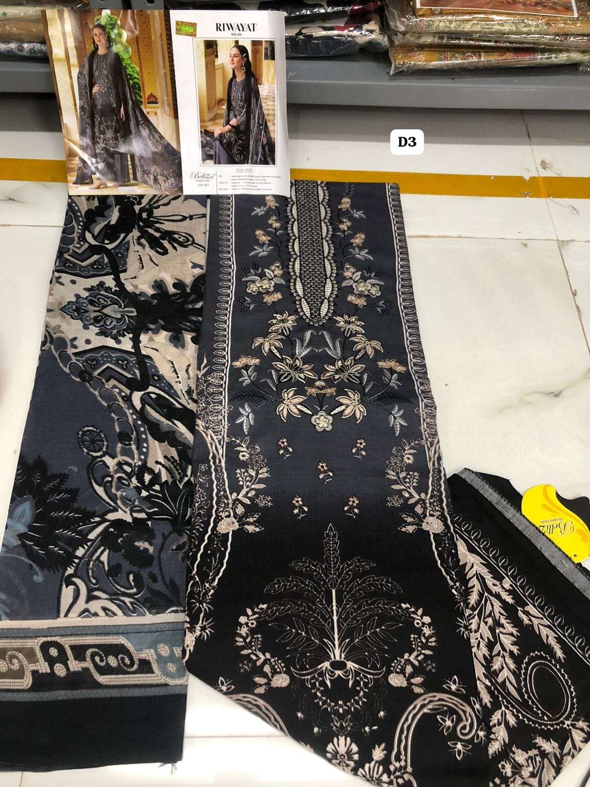 RIWAYAT VOL 3 Open Pic BY BELLIZA-05