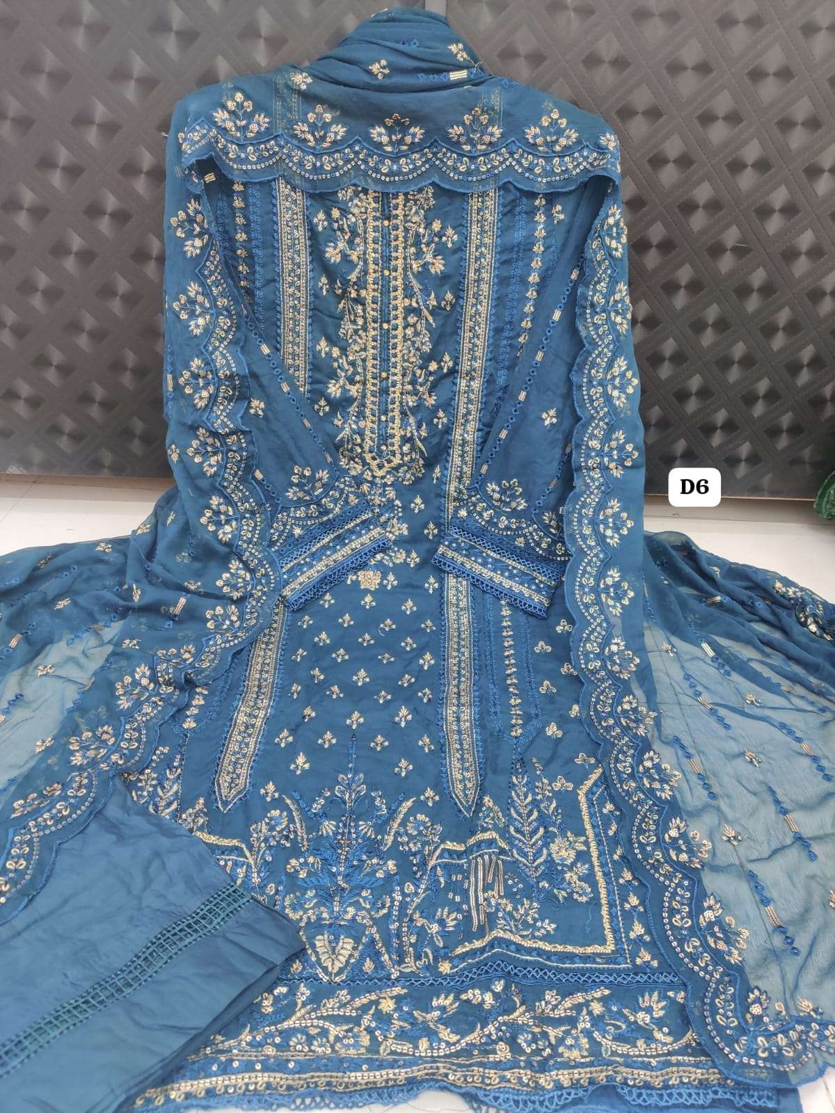 SADABAHAR LUXURY FORMAL CHIFFON COLLECTION OPEN PIC BY LUXURY PRET-07