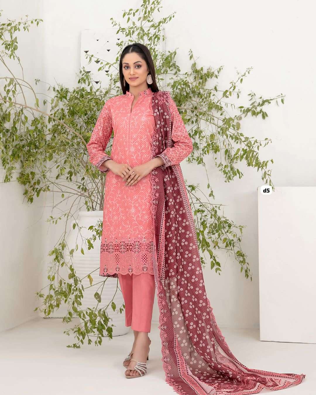 Shazmina Collection open And Model Pic by Tawakkal-04