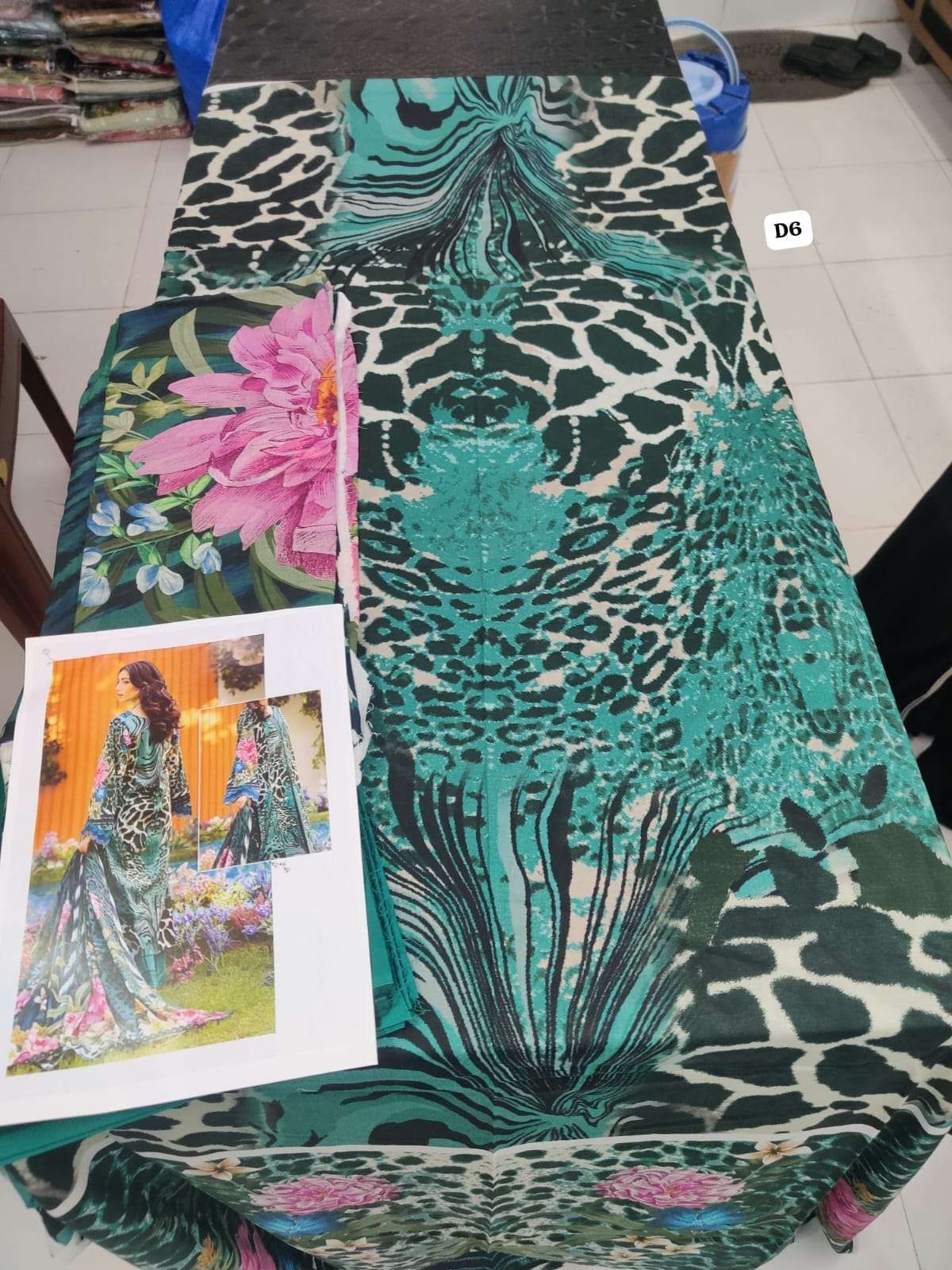 Elaf Prints Printed Lawn Collection 2025 Vol 2 by Elaf-26