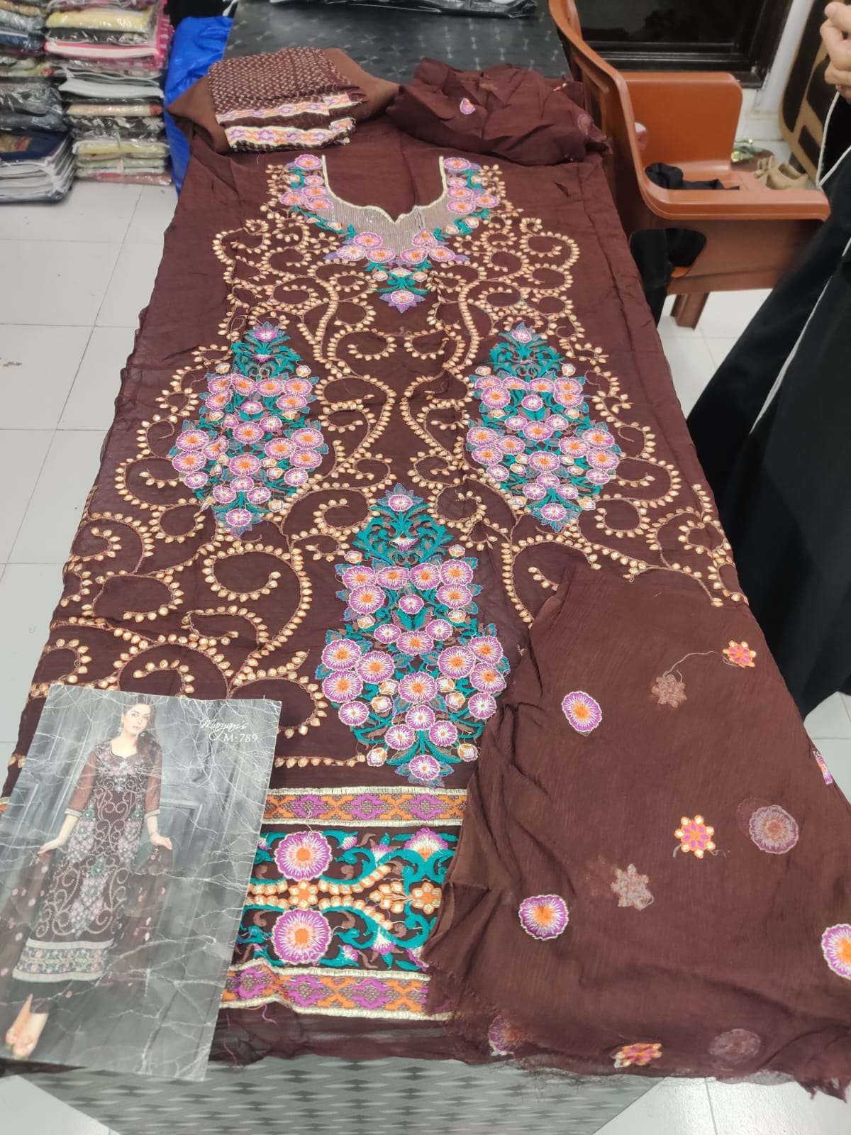 Luxury Lawn Collection by Maryam Rangrasiya-01