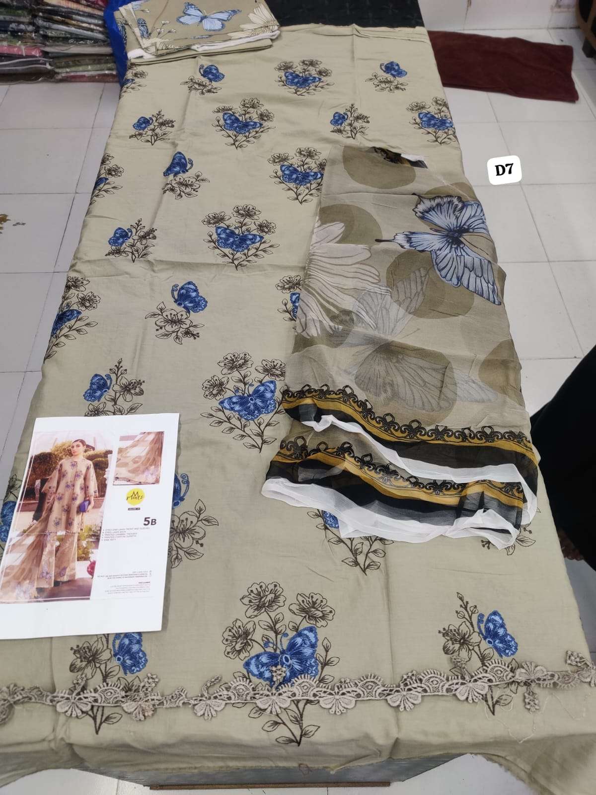 M PRINTS SPRING SUMMER BY MARIA B-03