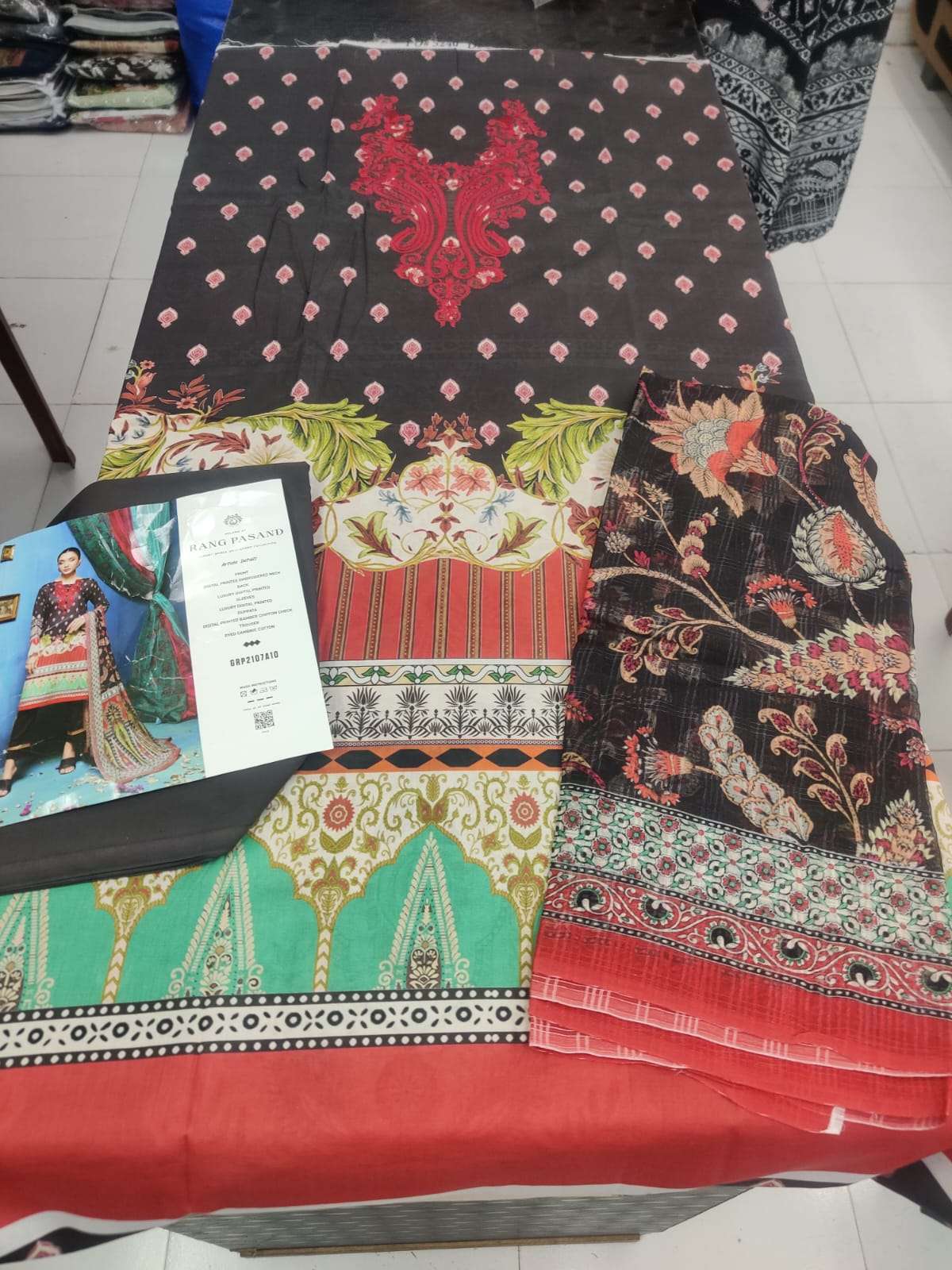 Premium Lawn Collection by Guljee Lawns-02