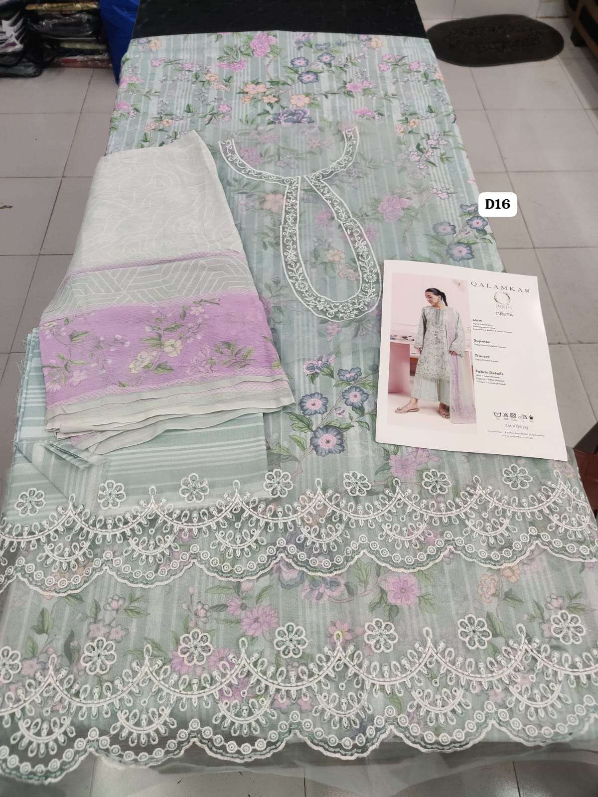 QPrints Unstitched Embroidered Lawn Open Pic 25 Vol 2 By Qalamkar-05