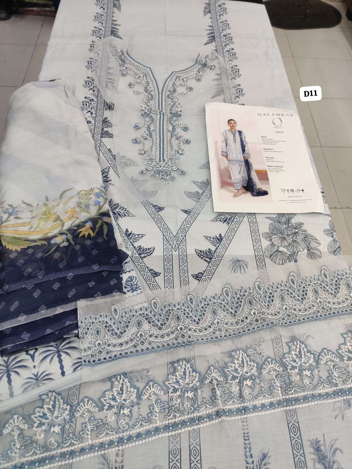 QPrints Unstitched Embroidered Lawn Open Pic 25 Vol 2 By Qalamkar-11