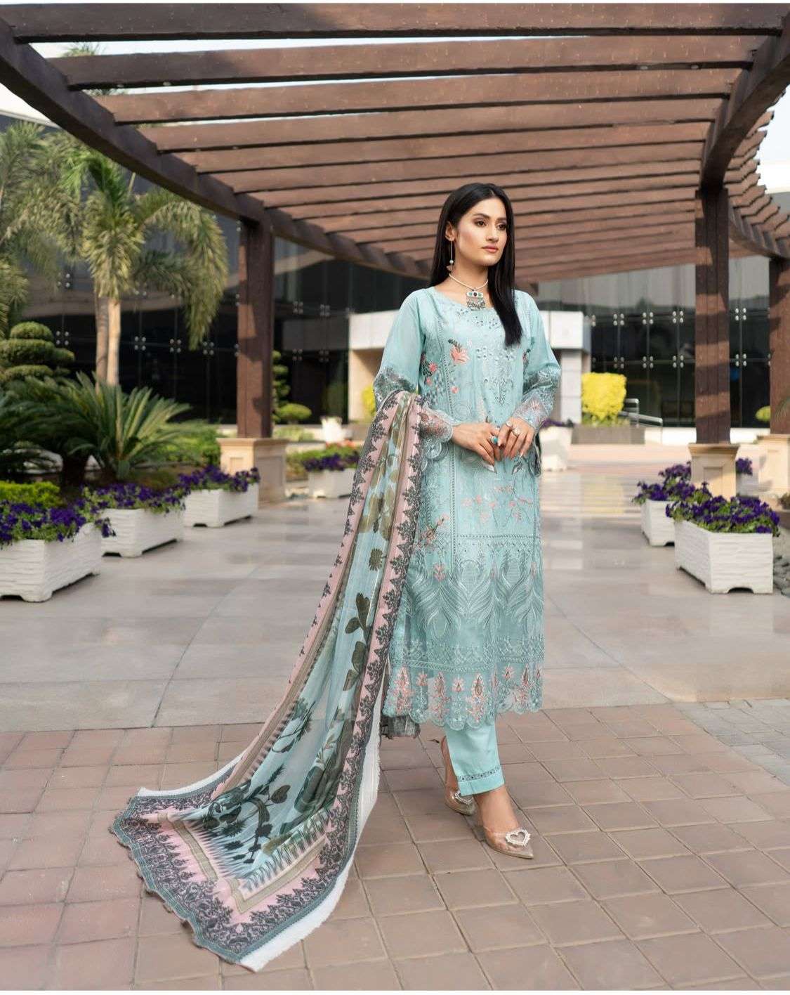 RTW LUXURY LAWN 25 by MUNIRA DESIGNERS-02