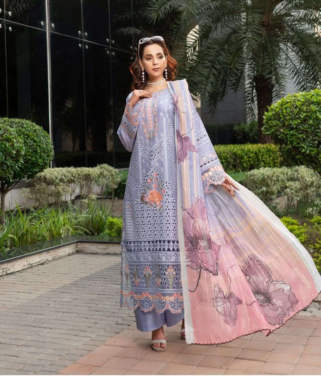 RTW LUXURY LAWN 25 by MUNIRA DESIGNERS-07