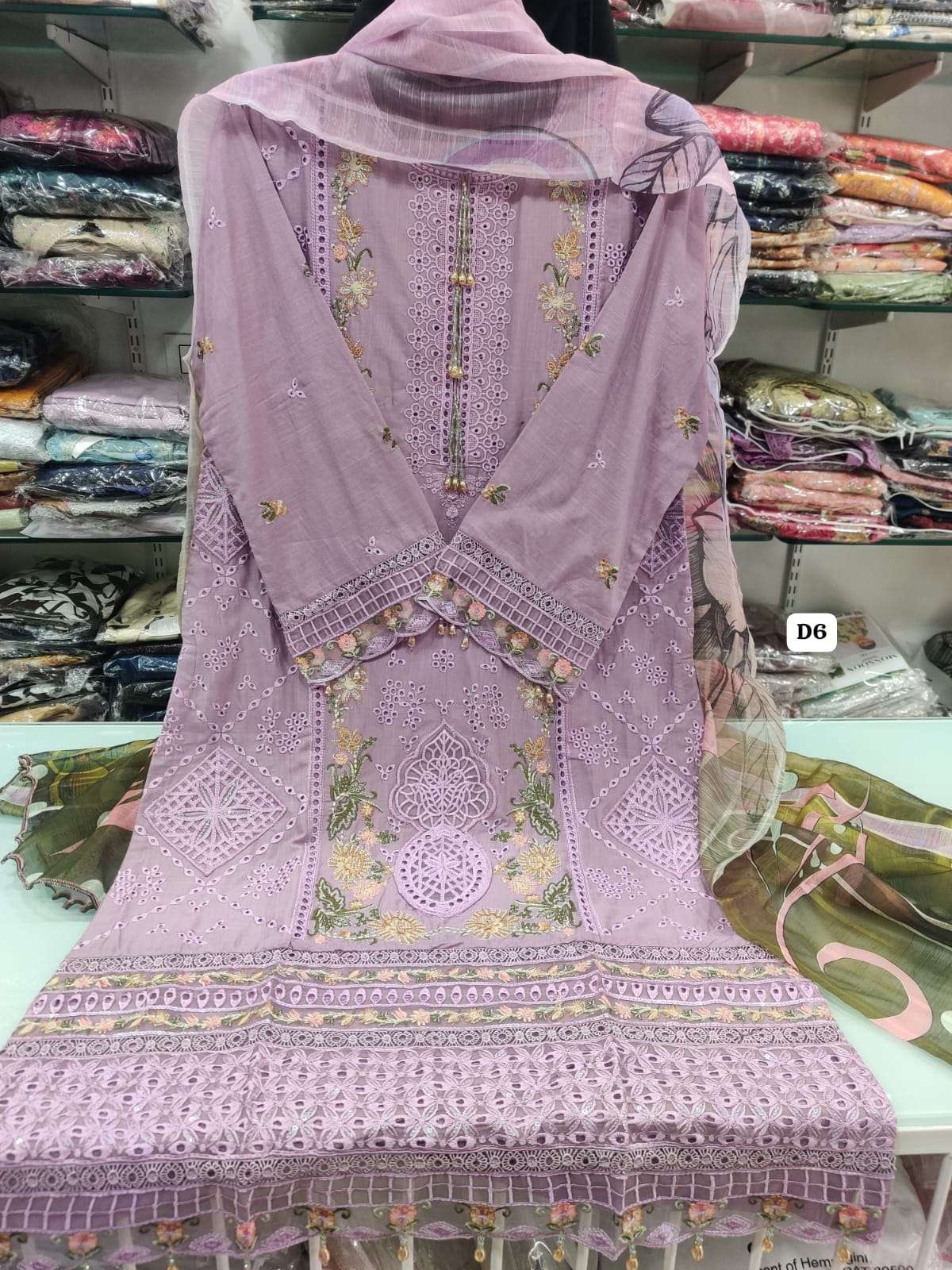 RTW LUXURY LAWN 25 by MUNIRA DESIGNERS-09