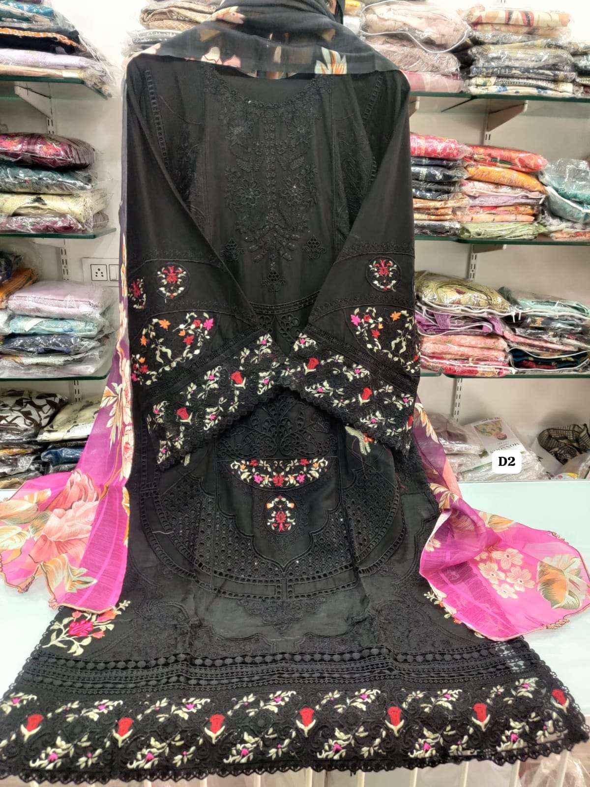 RTW LUXURY LAWN 25 by MUNIRA DESIGNERS-13