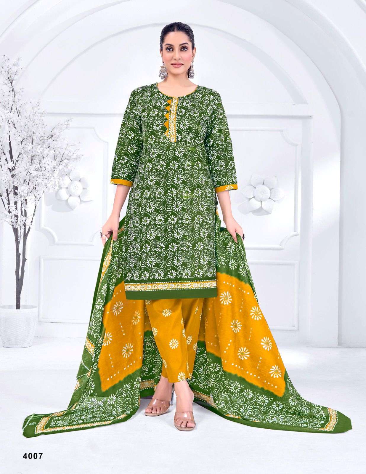 BATIQUE SPECIAL PRINT 28 JAMATMAL TILOKCHAND-04