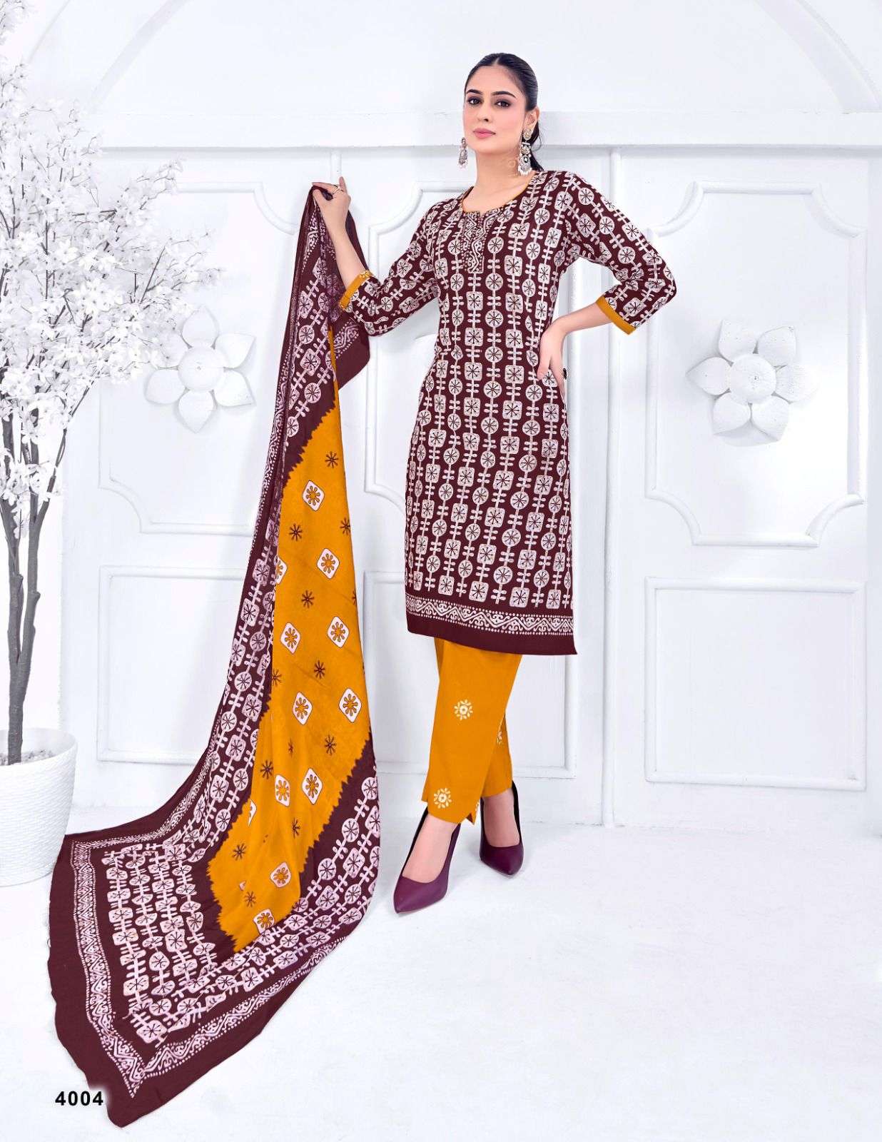 BATIQUE SPECIAL PRINT 28 JAMATMAL TILOKCHAND-07
