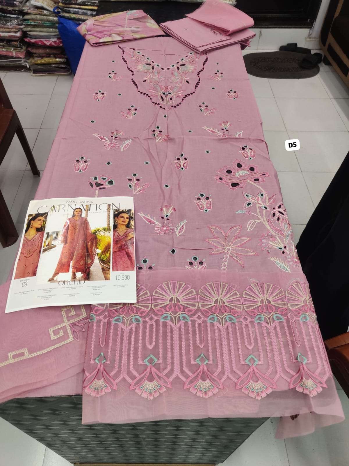 Carnation Lawn 2025 Open Pics by Rang Rasiya-04