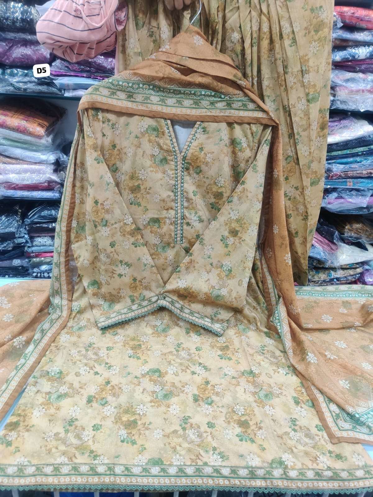 Exclusive Printed with Farshi Shalwar Volume 4 BY BIN SAEED-06