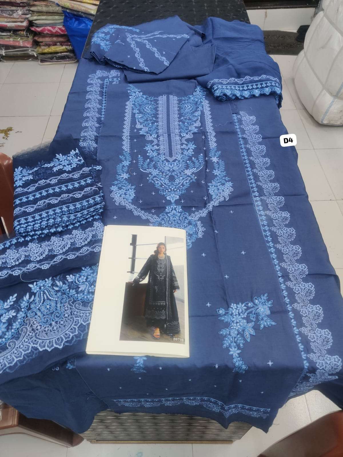 LE PREMIER LAWN VOL - 2 by 25 JADE-13