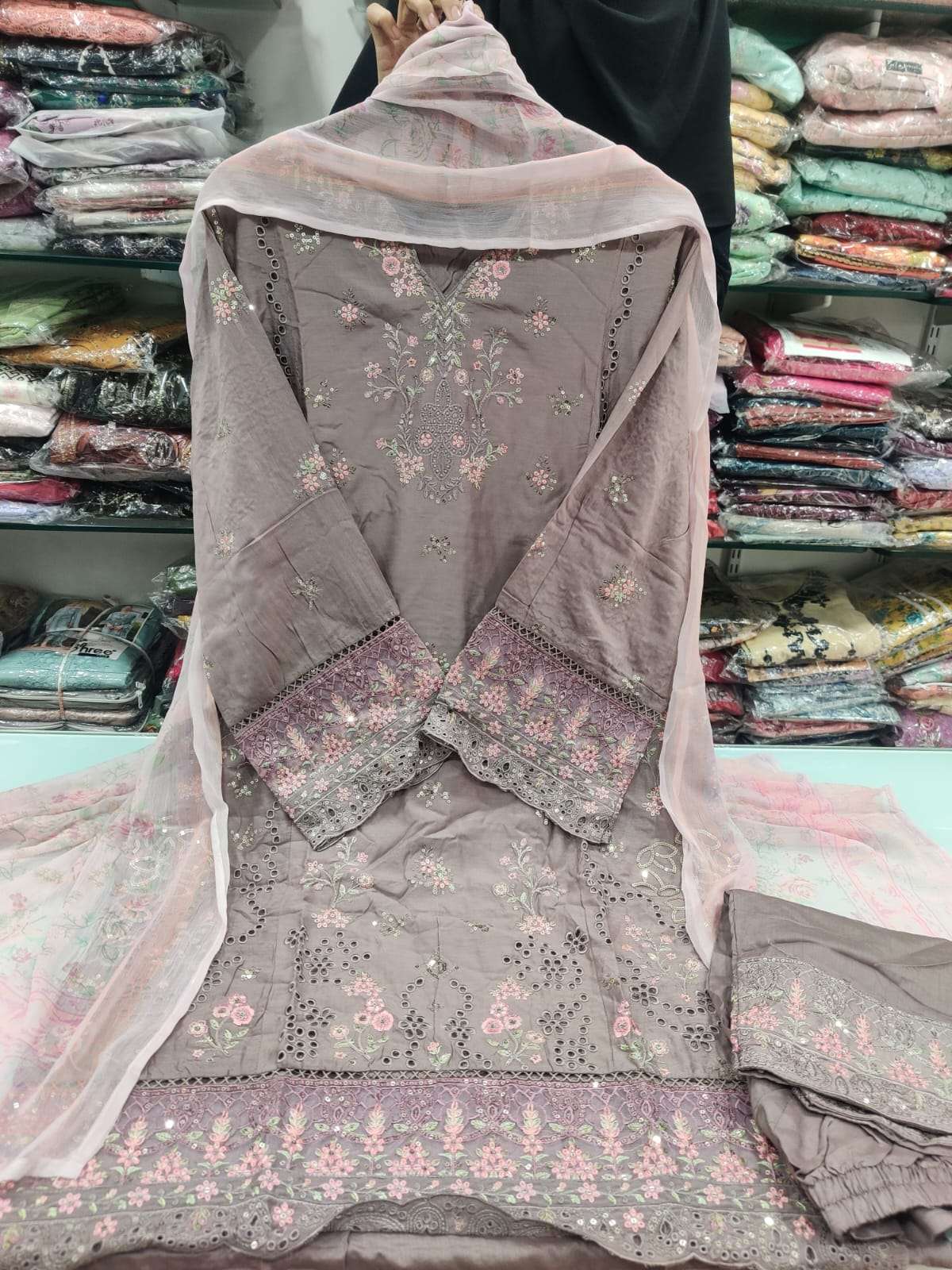 BIN SAEED LUXURY EMBROIDERED STITCHED LAWN 2025 BY BIN SAEED-07