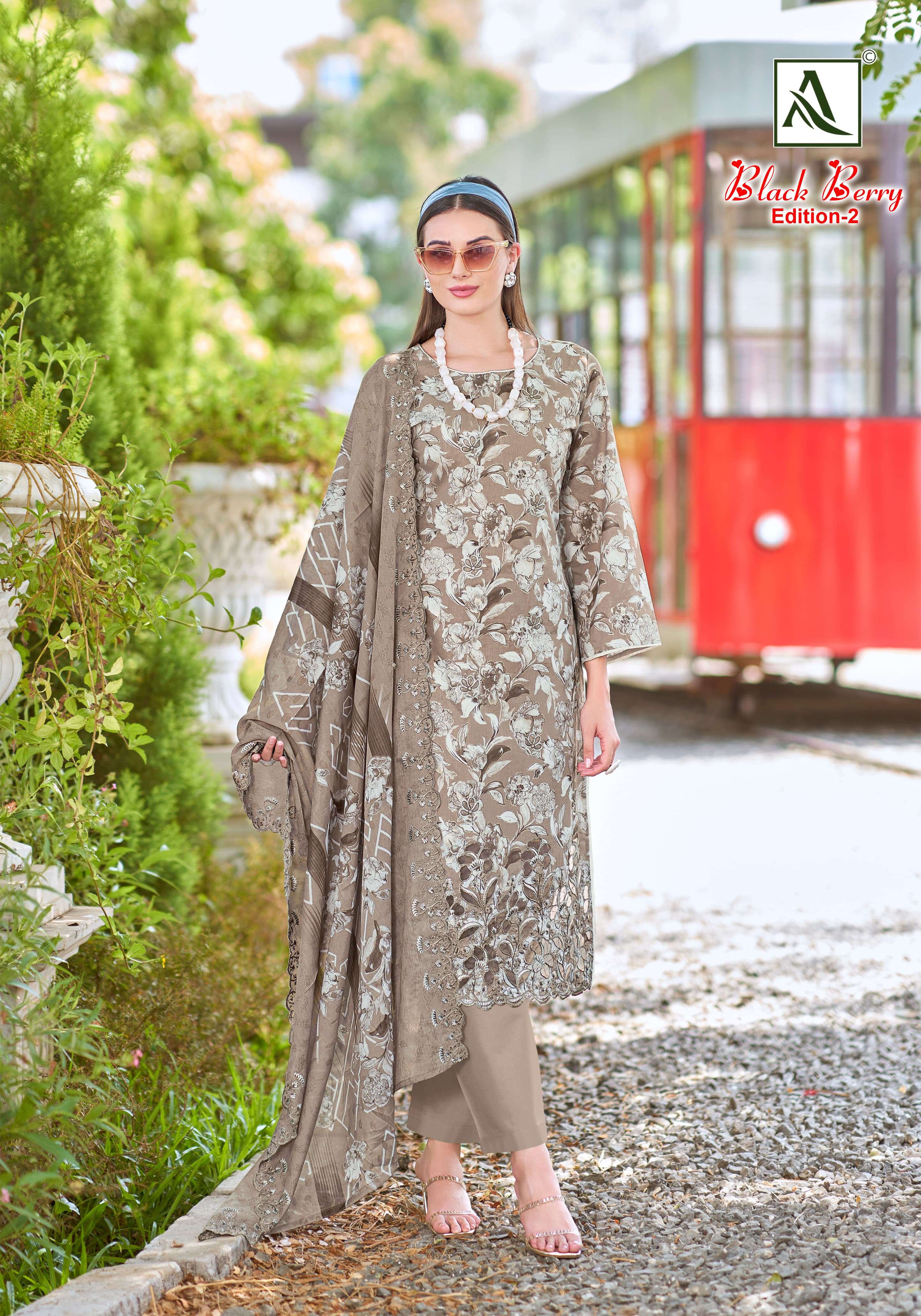 BLACK BERRY-2 by Alok-05