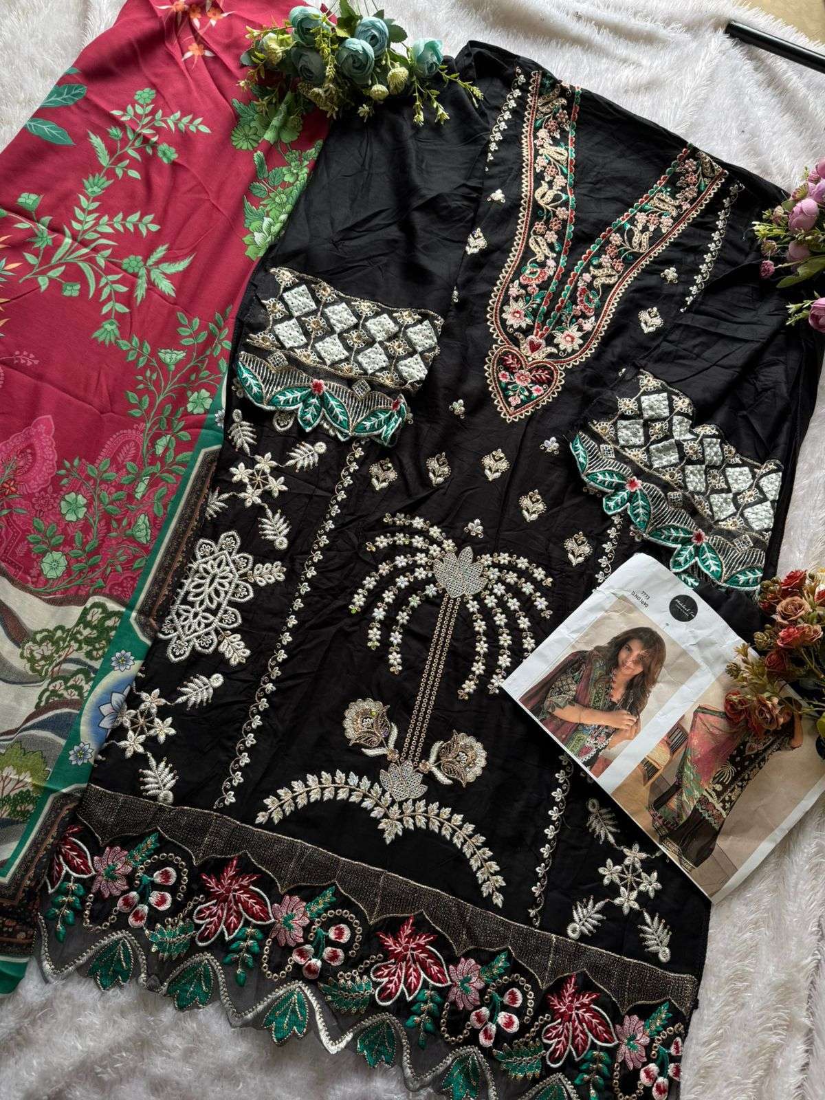 MARIA B. LUXE-2 NX DNo - 1690 by MEHBOOB TEX-01