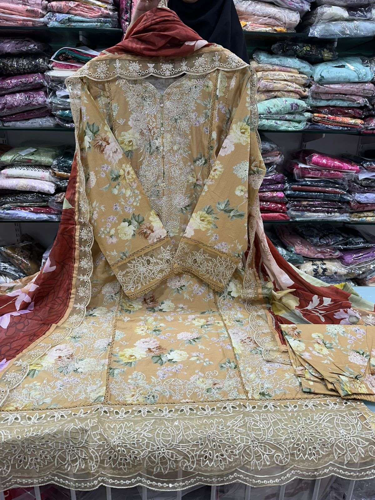 RTW Sadabahar Luxury 2025 by Sadabahar-06