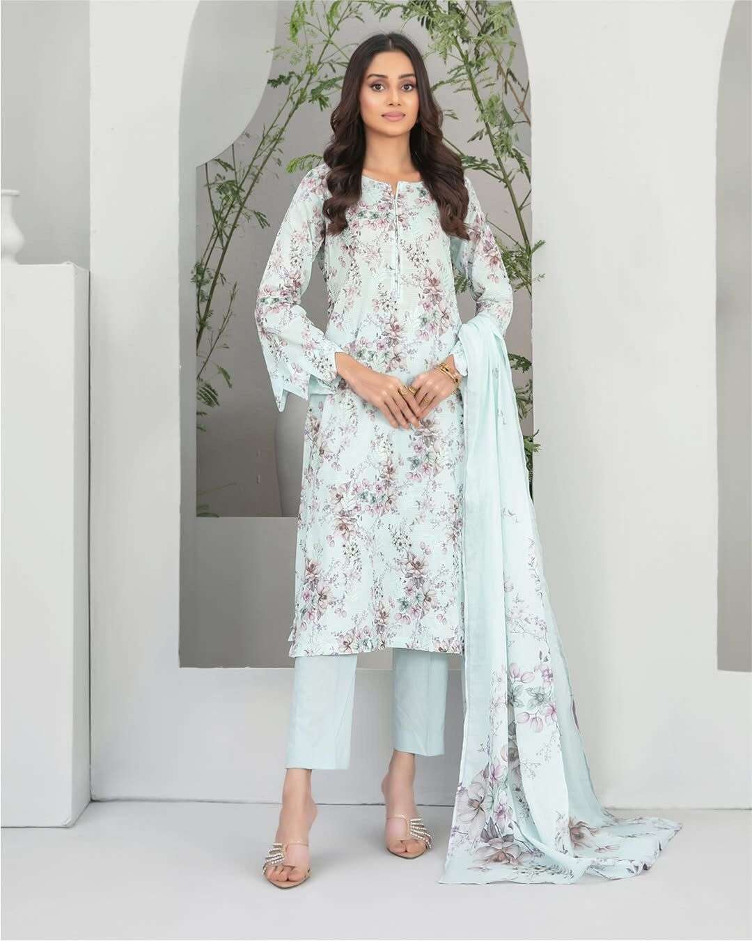 Tamya Model & Open Pic by Tawakkal 2025-07