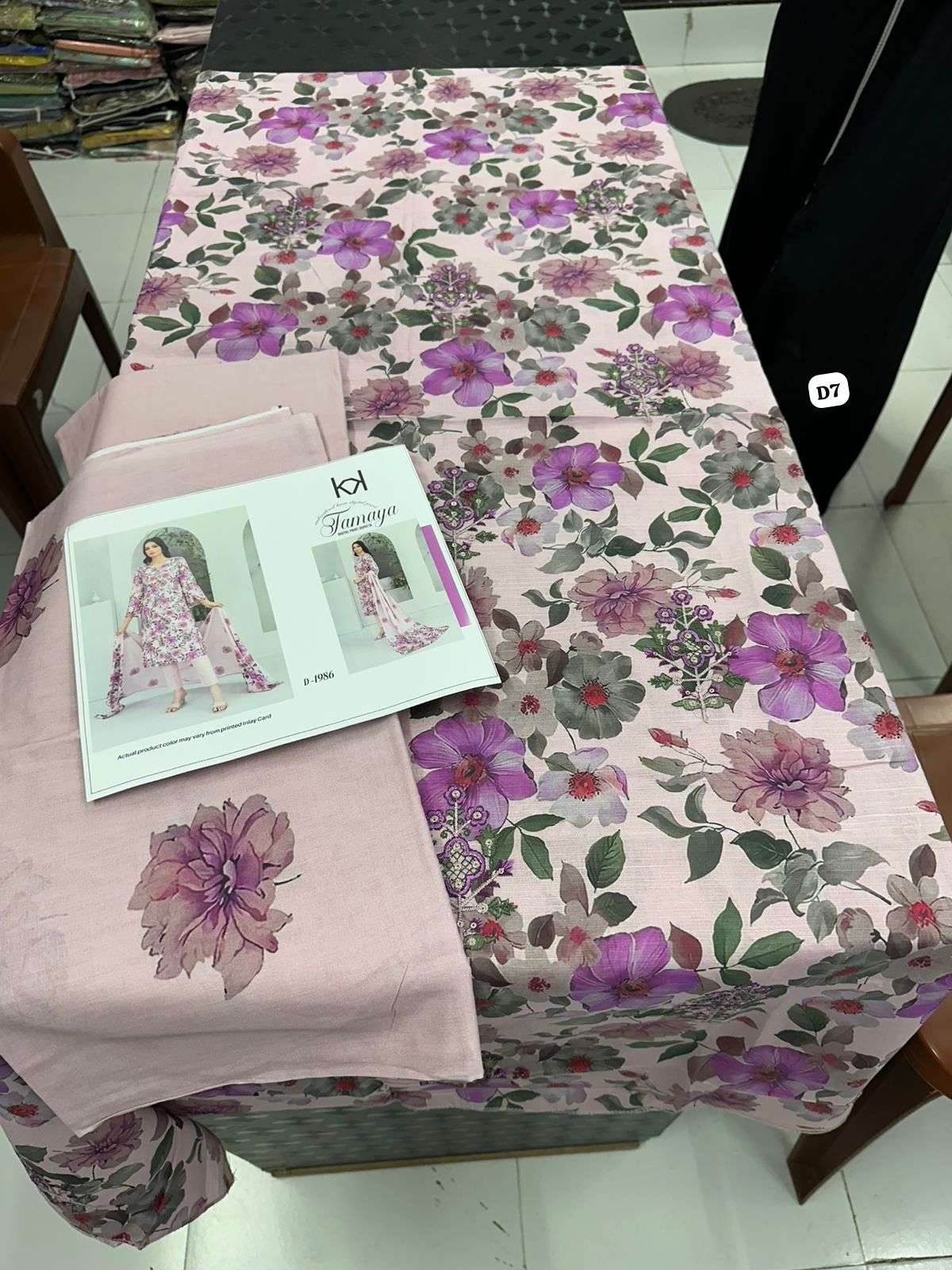 Tamya Model & Open Pic by Tawakkal 2025-12