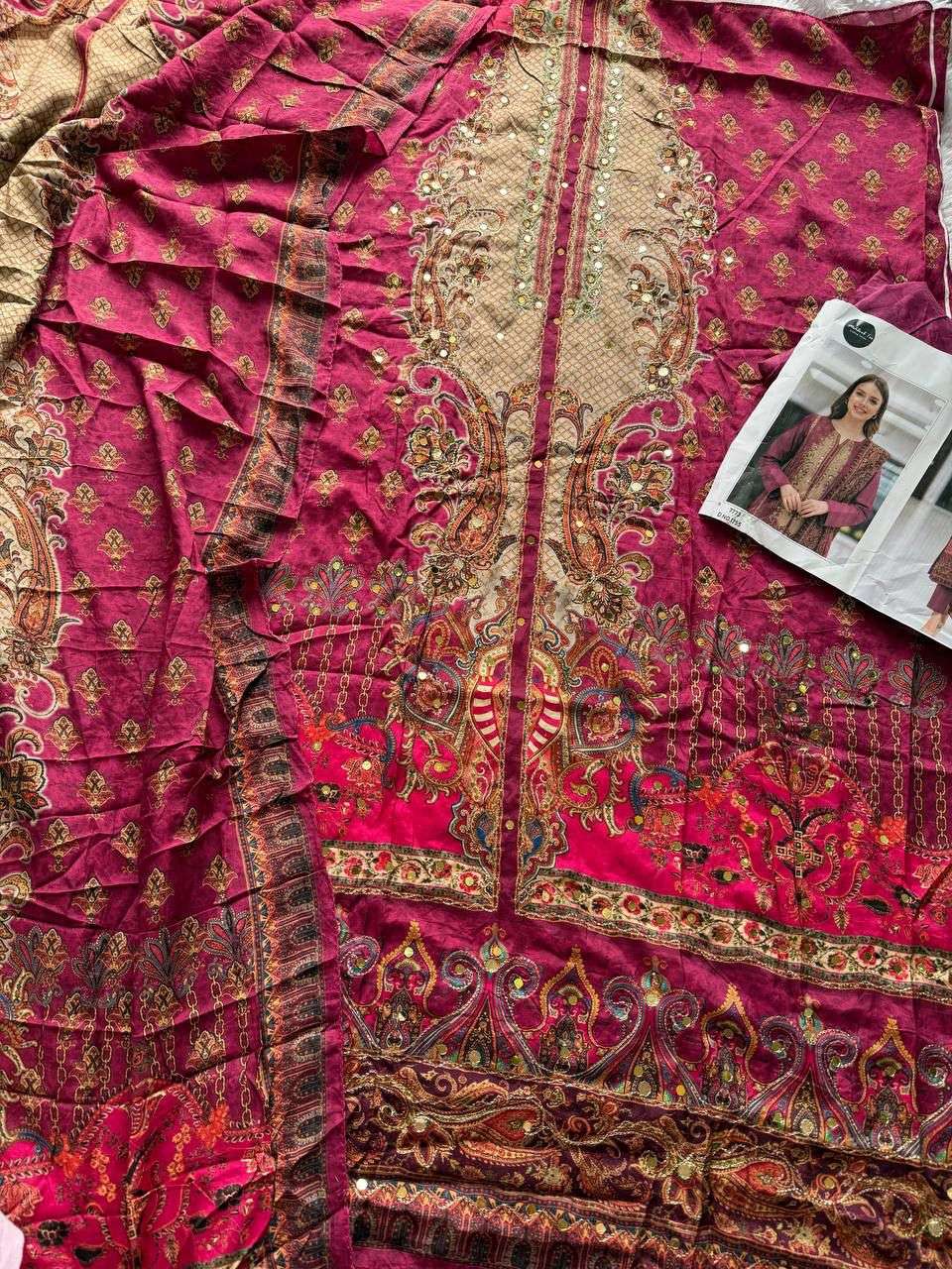 Design No - 1755 by MEHBBOB TEX-02