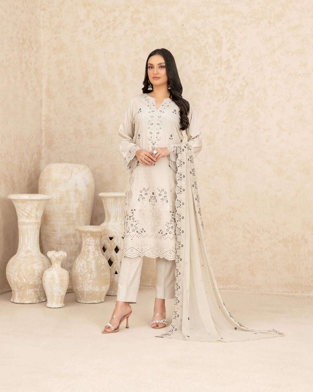 NOEMI by Tawakkal-02