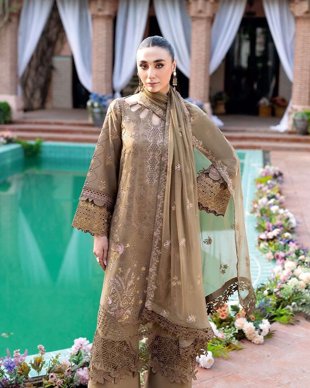 RAMSHA ANDAAZ LUXURY LAWN VOL 12 BY-09