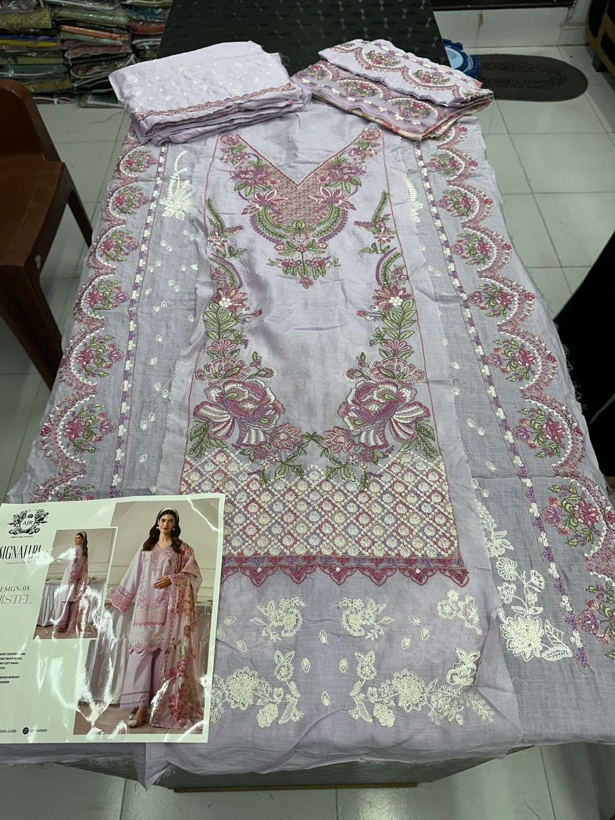 SIGNATURE LAWN 2025 BY AJR-23