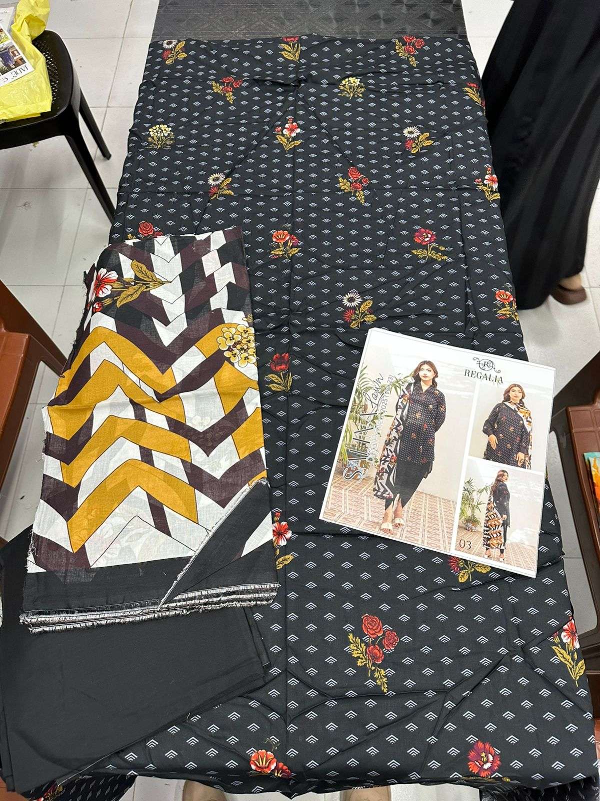 SALINA Digital Lawn Festive Edition 2025 Vol 23 by Regalia Textiles-04