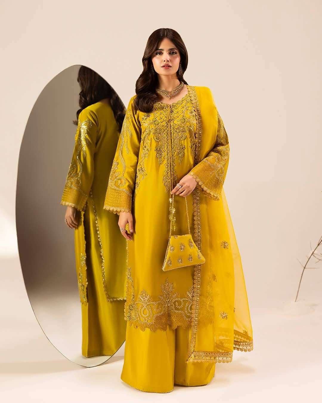 Embroidered Luxury Festive Collection Ready to Wear by Zahra Rubab-10