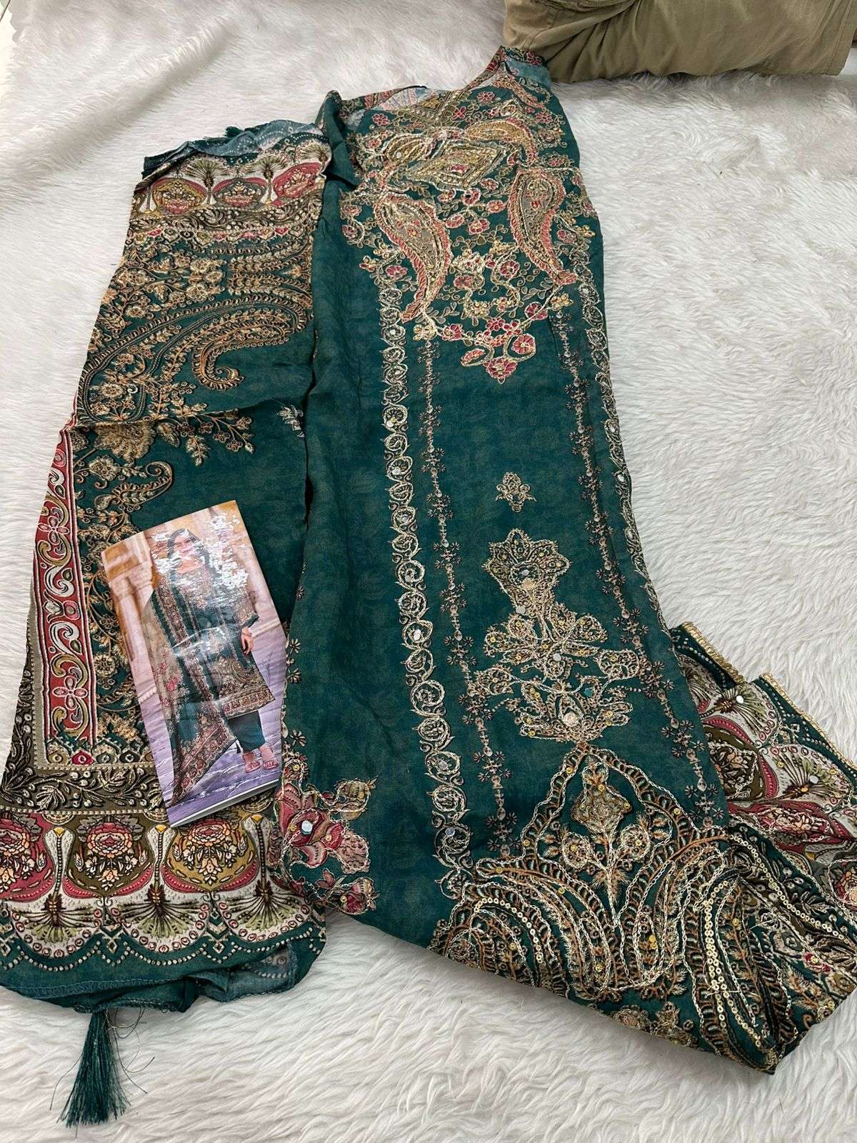 FALAH PREMIUM MASLIN COLLECTION CODE 30724 BY FALAH DESIGNER SUITS - 01 - 04