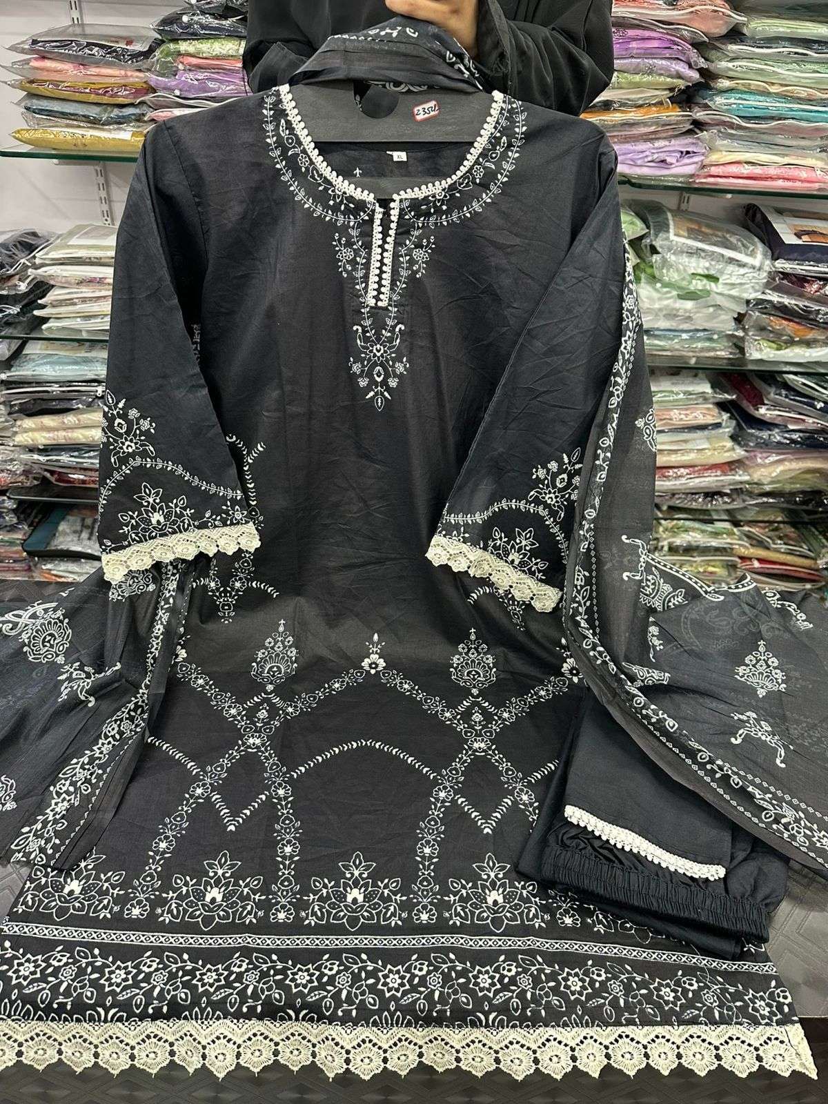 HEAVY COTTON LUXURY COLLECTION VOL - 28 BY RTW - 02