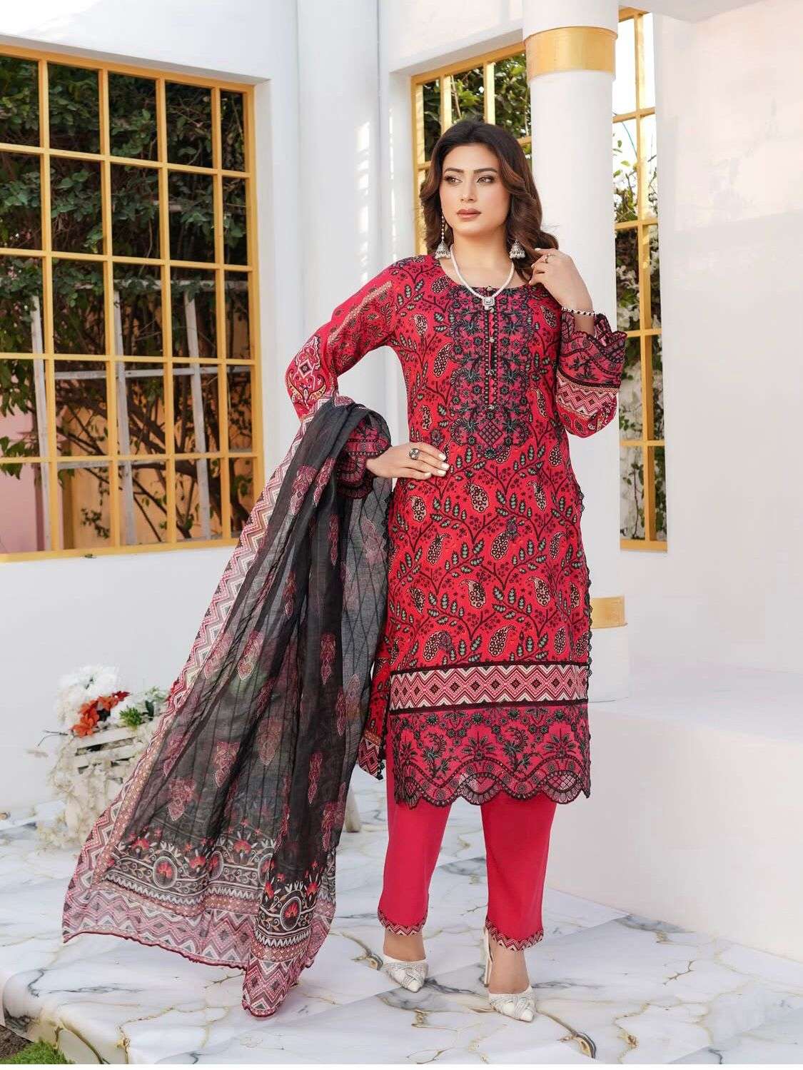 MUNIRA DESIGNERS LAWN BY RTW-08