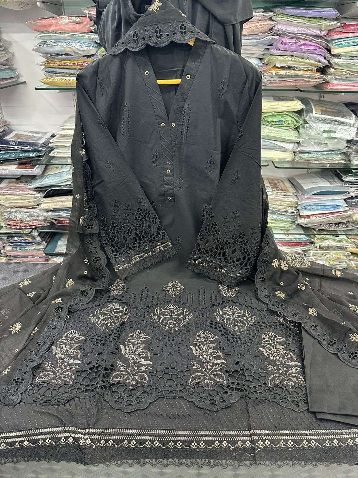 RTW LUXURY LAWN RAMZAN EID EDITS 2026 by Tawakkal-02