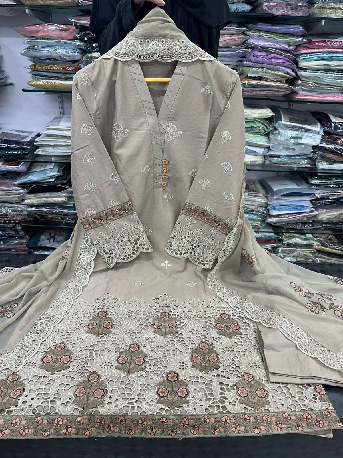 RTW LUXURY LAWN RAMZAN EID EDITS 2026 by Tawakkal-10