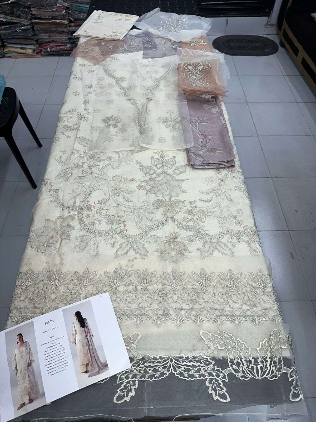 SUMMER LAWN COLLECTION - 2026 BY IZNIK - 01